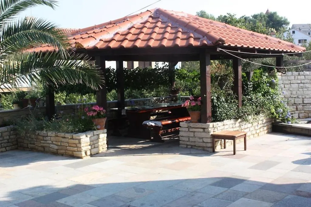 Villa Nikolina Molat